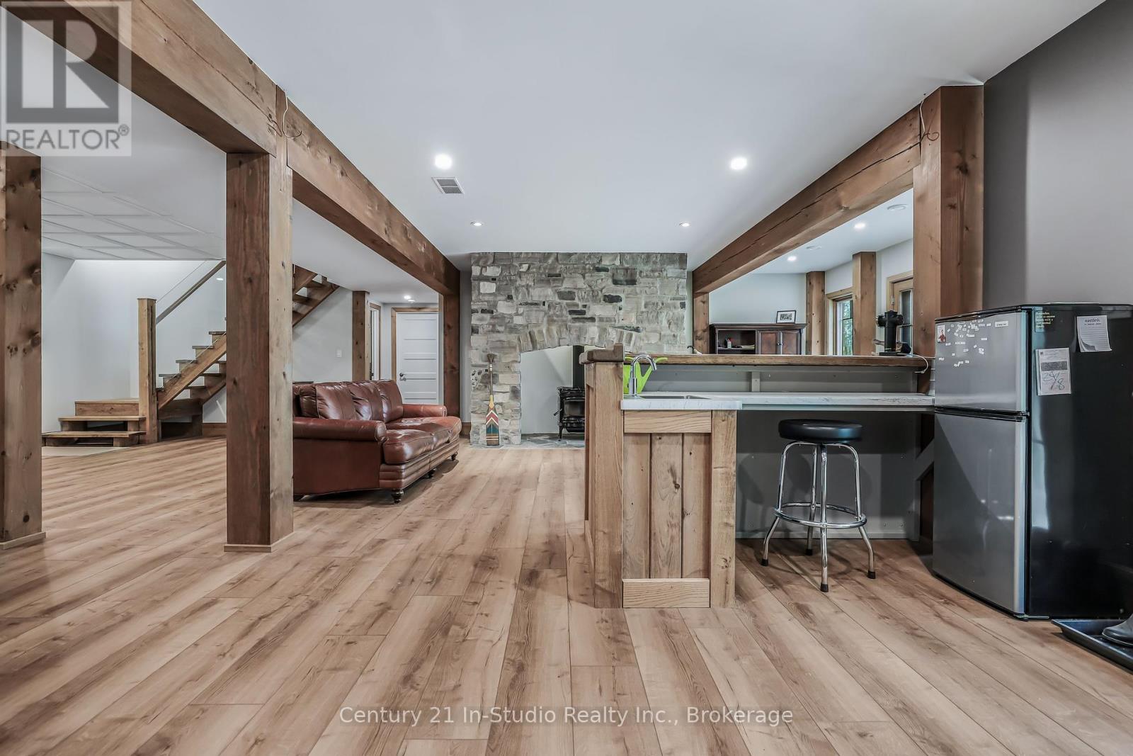 166 Clarendon Street, Saugeen Shores, Ontario  N0H 2L0 - Photo 44 - X12143608