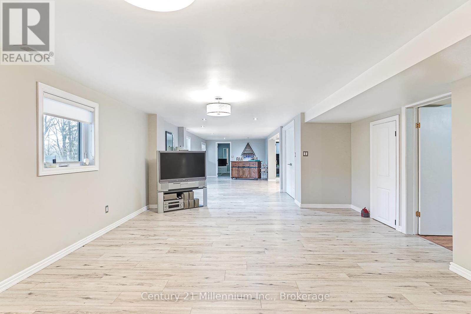 587285 9th Sideroad, Blue Mountains, Ontario  N0H 1J0 - Photo 29 - X12143689