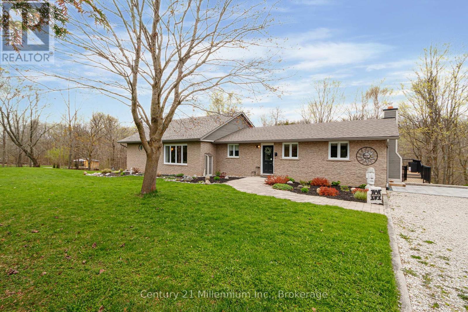 587285 9th Sideroad, Blue Mountains, Ontario  N0H 1J0 - Photo 48 - X12143689