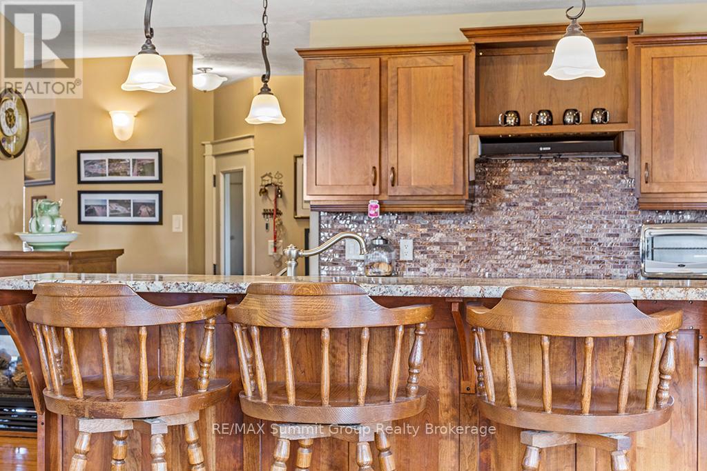 217890 Concession Road 3, Georgian Bluffs, Ontario  N4K 5N5 - Photo 6 - X12144282