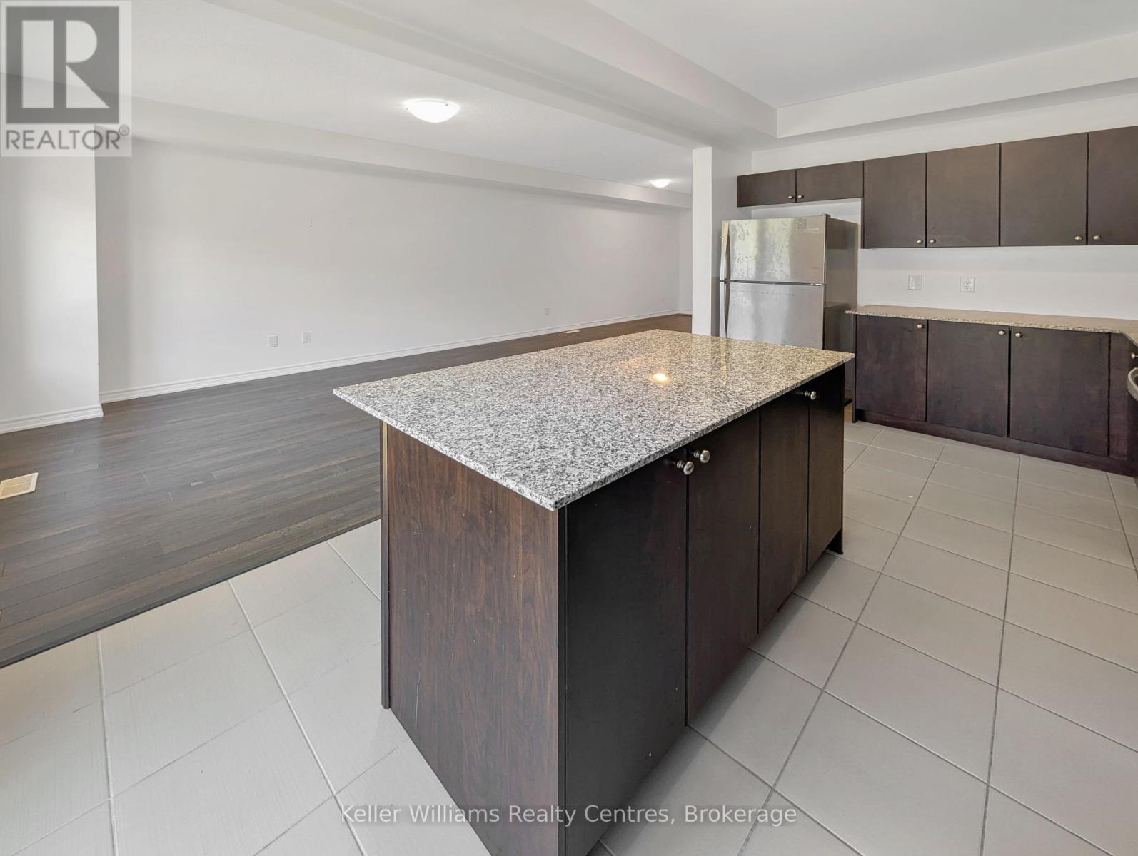 25 Mackenzie Street, Southgate, Ontario  N0C 1B0 - Photo 12 - X12144491