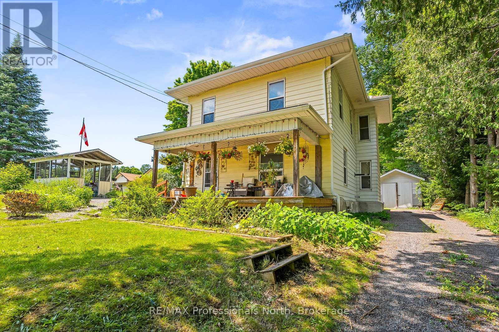4945 Monck Road, Kawartha Lakes, Ontario  K0M 2A0 - Photo 1 - X12144993