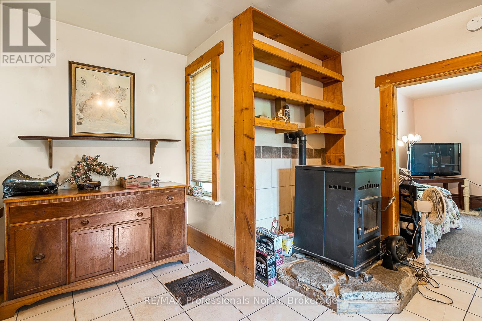 4945 Monck Road, Kawartha Lakes, Ontario  K0M 2A0 - Photo 14 - X12144993
