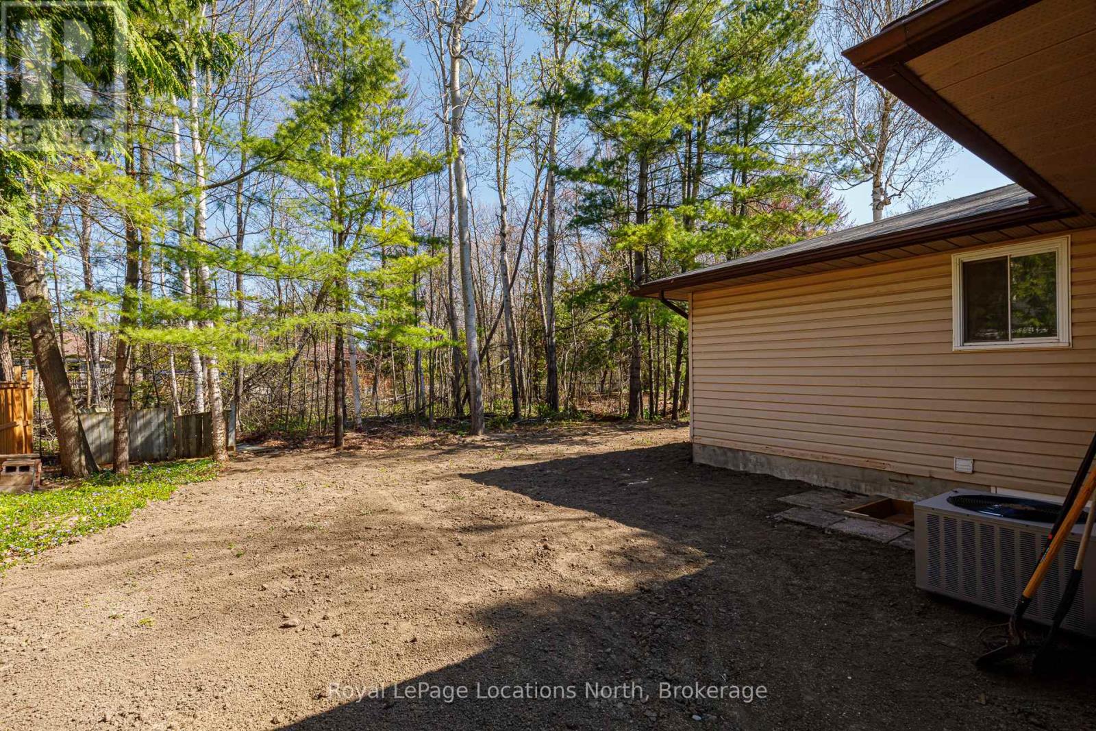 11 Lisbon Court, Wasaga Beach, Ontario  L9Z 1L2 - Photo 41 - S12145126