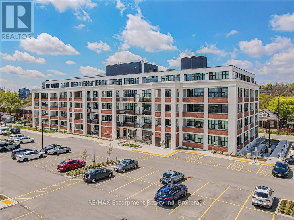 528 - 120 Huron Street, Guelph, Ontario  N1E 0T8 - Photo 2 - X12145146