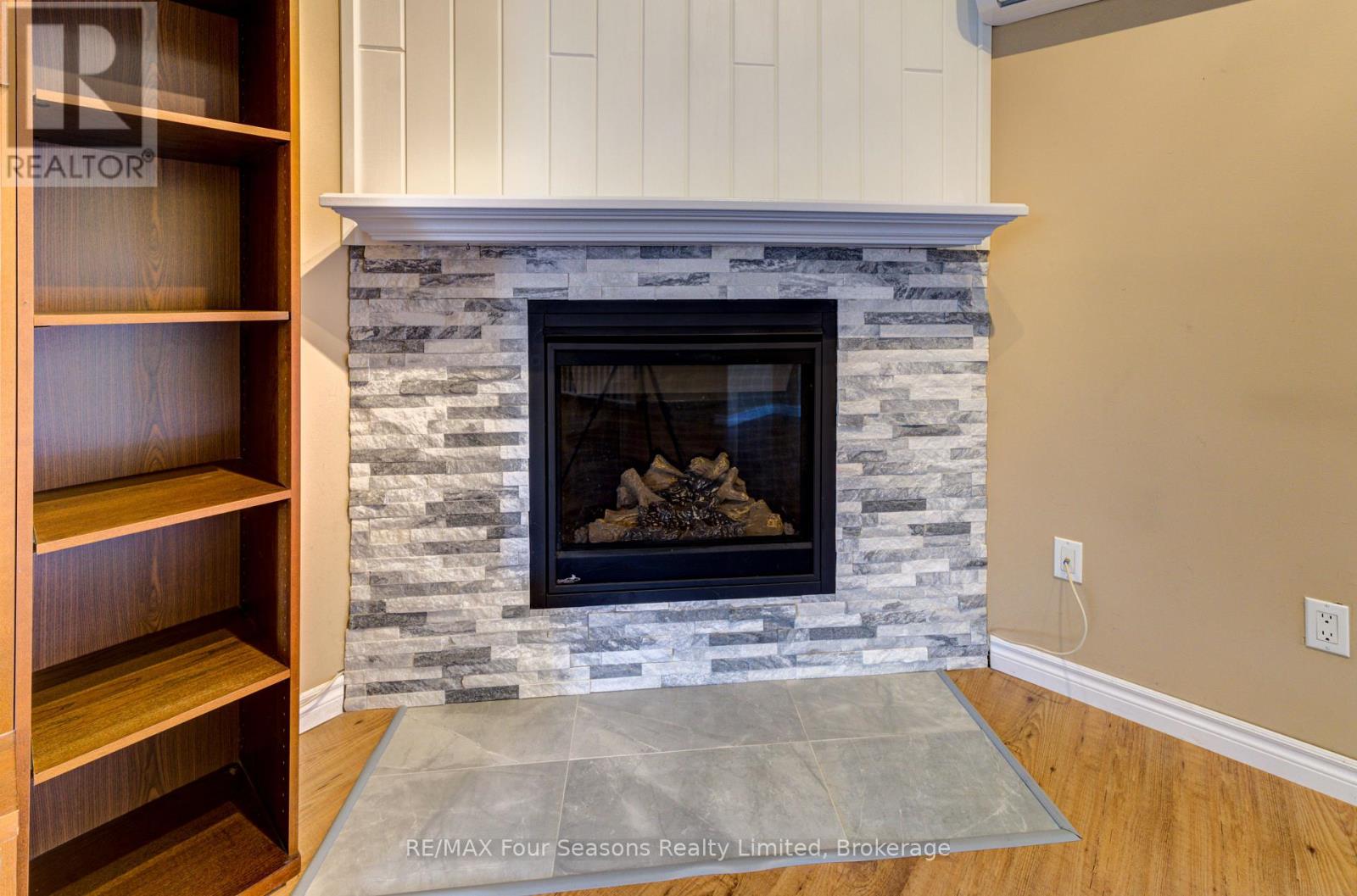 226 - 17 Harbour Street W, Collingwood, Ontario  L9Y 5B4 - Photo 12 - S12145511