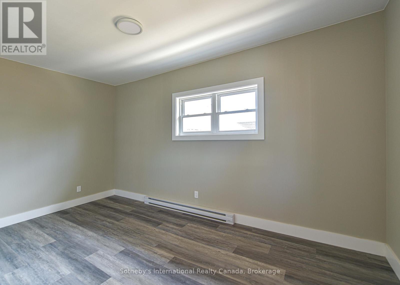 177 Parkview Avenue, Orillia, Ontario  L3V 4M4 - Photo 9 - S12145820