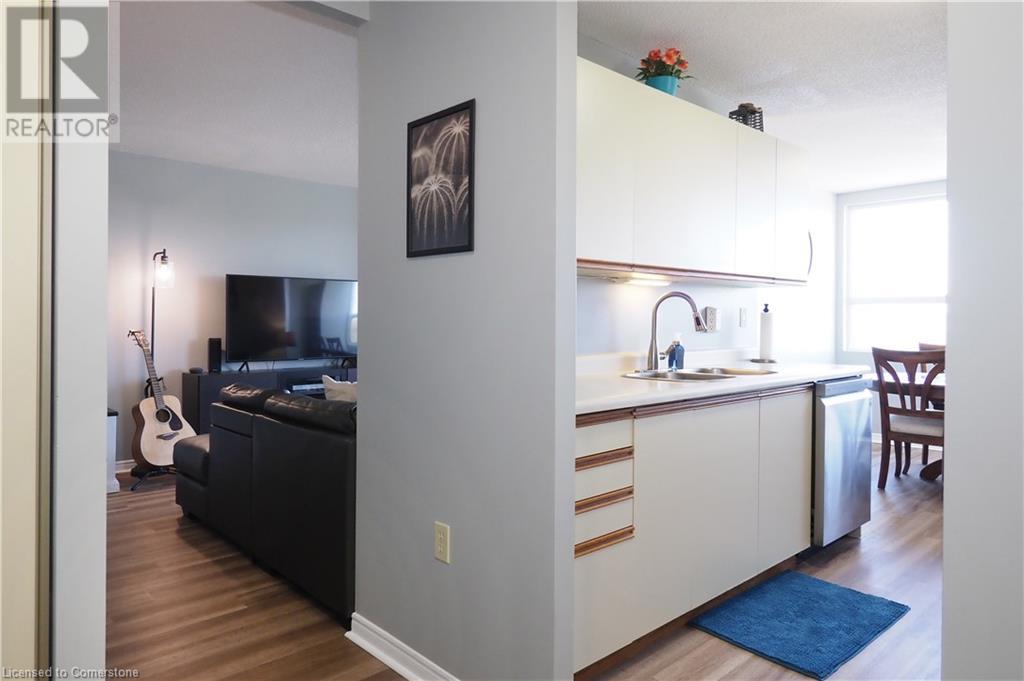 200 Jamieson Parkway Unit# 516, Cambridge, Ontario  N3C 4B5 - Photo 6 - 40727355