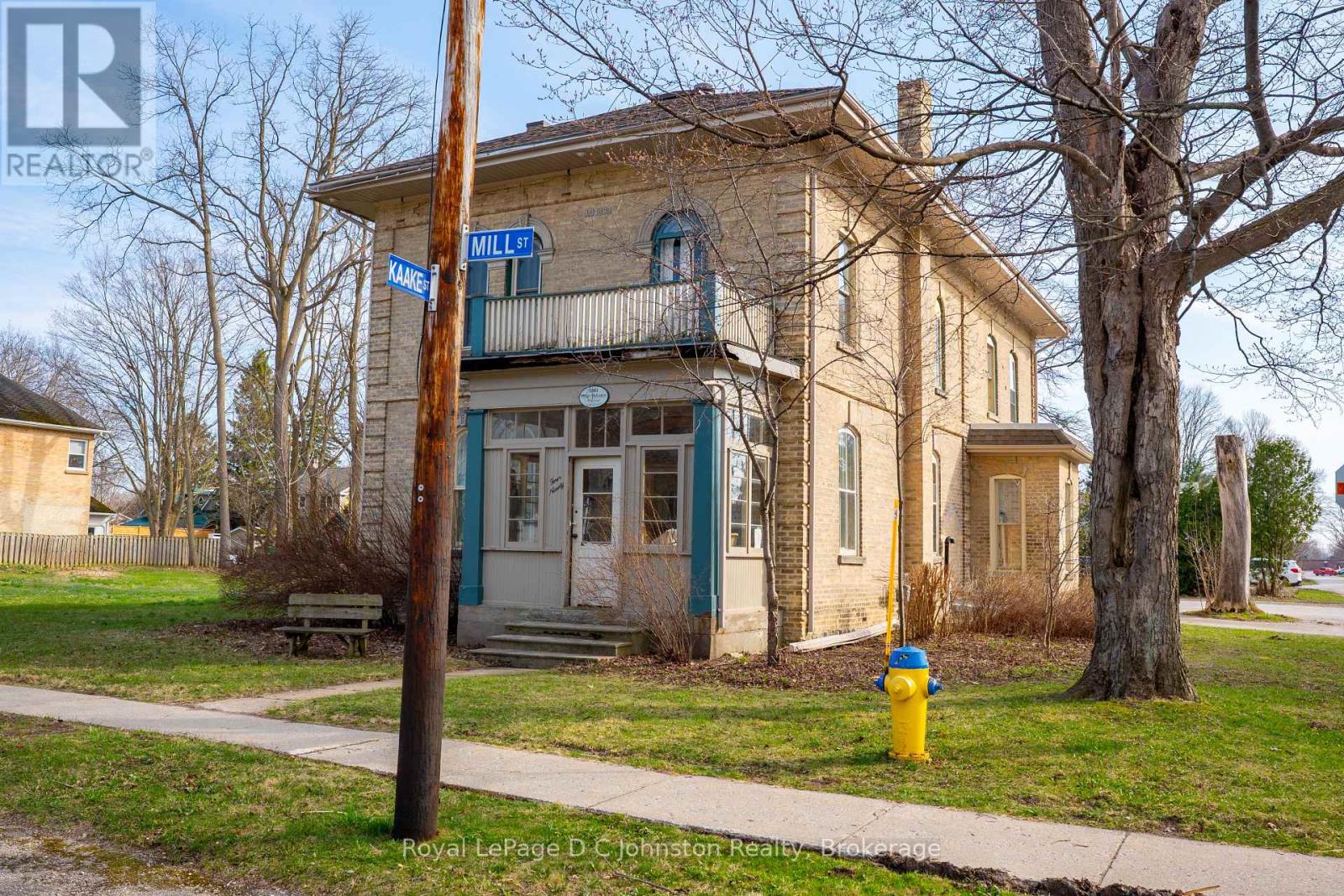 #1, #2, #3, #4 - 490 Mill Street, Saugeen Shores, Ontario  N0H 2C0 - Photo 12 - X12146433