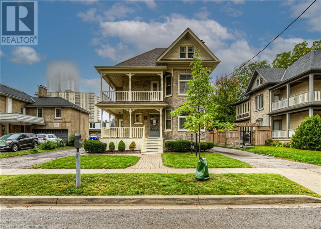 9 Ahrens Street W, Kitchener, Ontario  N2H 4B6 - Photo 1 - 40728604