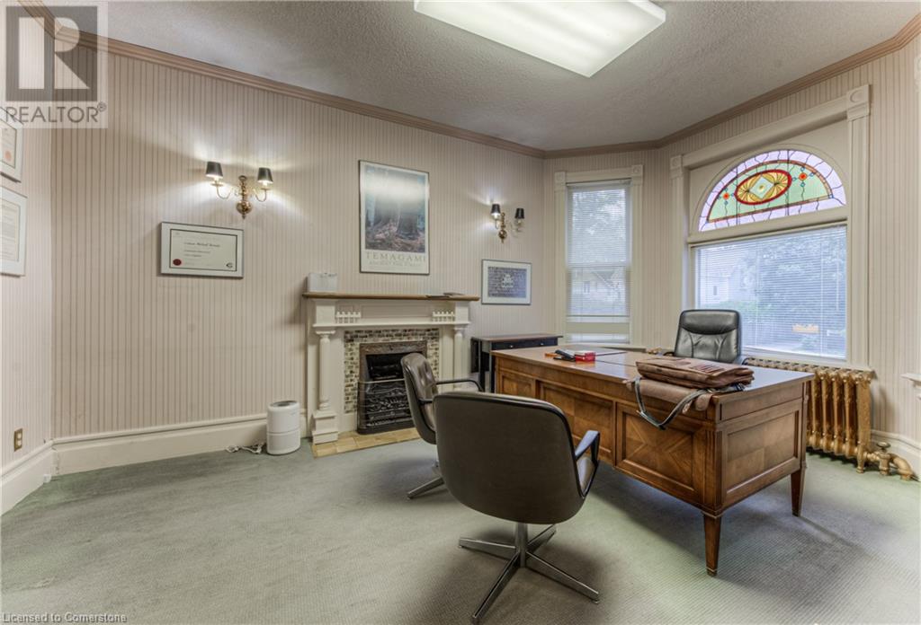 9 Ahrens Street W, Kitchener, Ontario  N2H 4B6 - Photo 7 - 40728604