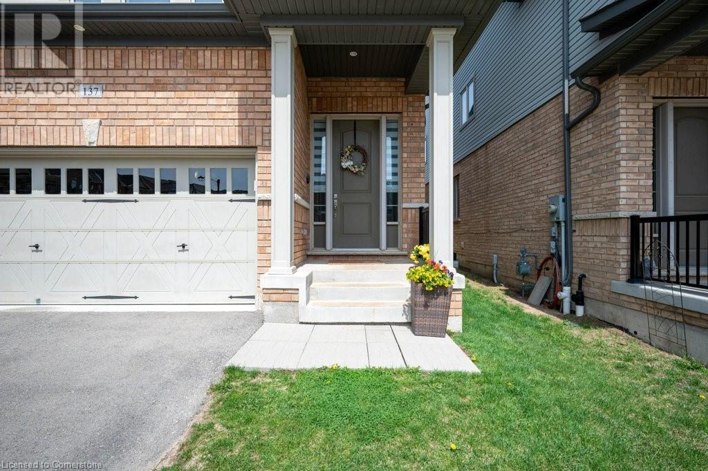 137 Haldimand Street, Kitchener, Ontario  N2R 0R2 - Photo 3 - 40728726