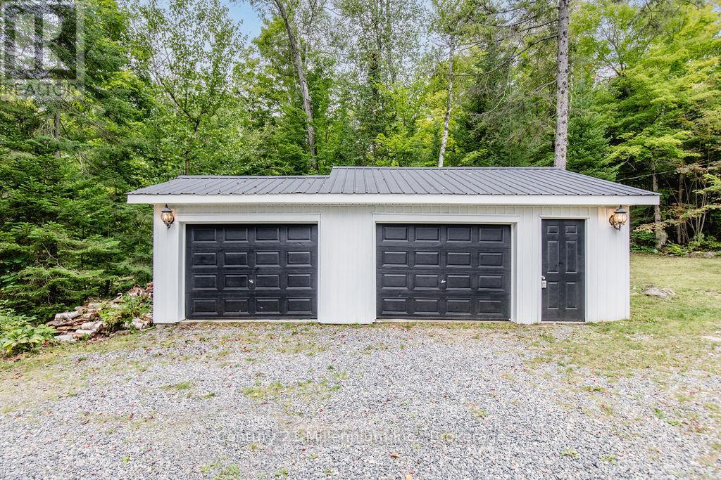 1046 Pine Lake Shores Private, Bracebridge, Ontario  P0B 1A0 - Photo 48 - X12147743