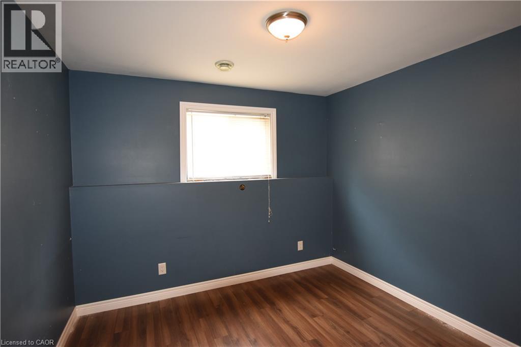 75 Pine Street S, Thorold, Ontario  L2V 3L8 - Photo 6 - 40725700