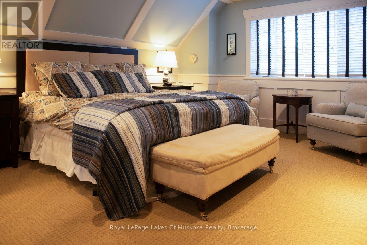 Maple Cottage Week 2 - 1020 Birch Glen Road, Lake Of Bays, Ontario  P0B 1A0 - Photo 11 - X12148362
