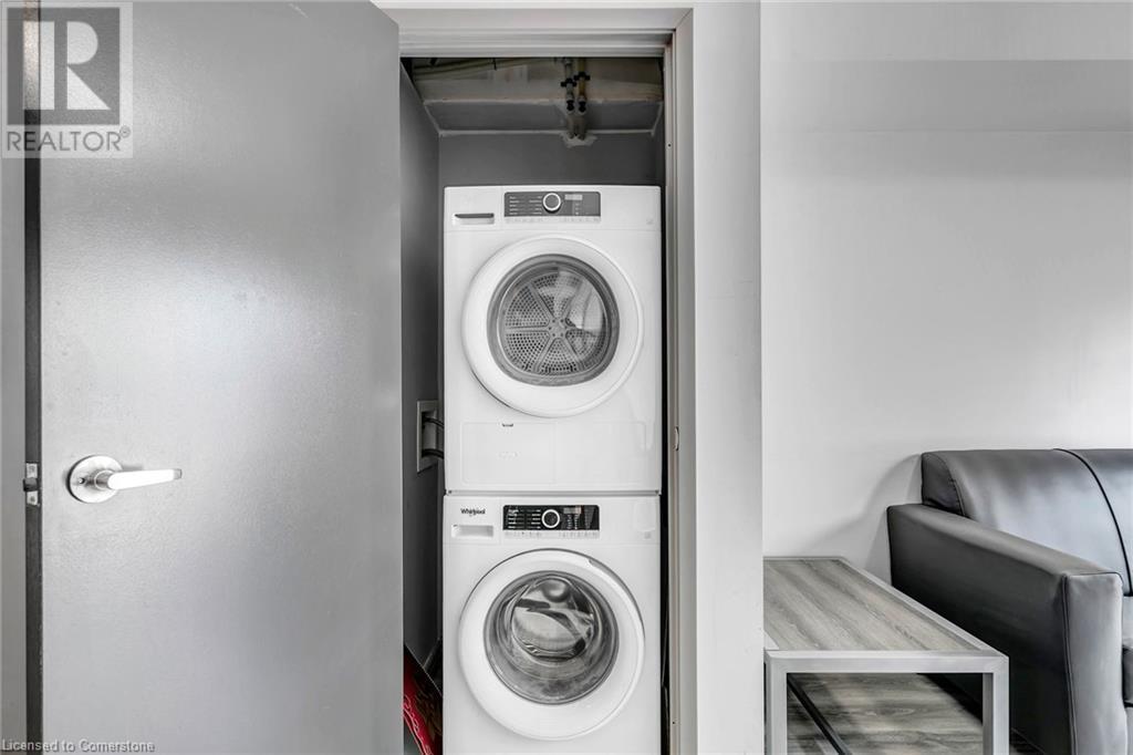 275 Larch Street Unit# B02 In Building G, Waterloo, Ontario  N2L 3R2 - Photo 8 - 40728829