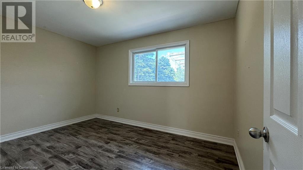 406 Erb Street W Unit# 1, Waterloo, Ontario  N2L 1W8 - Photo 14 - 40728699
