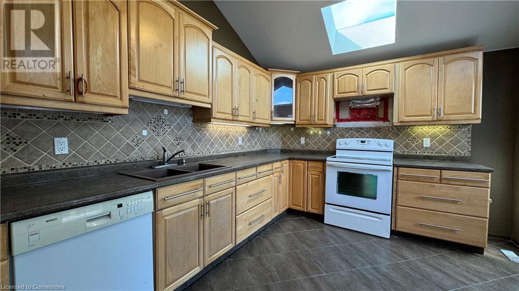 406 Erb Street W Unit# 1, Waterloo, Ontario  N2L 1W8 - Photo 7 - 40728699