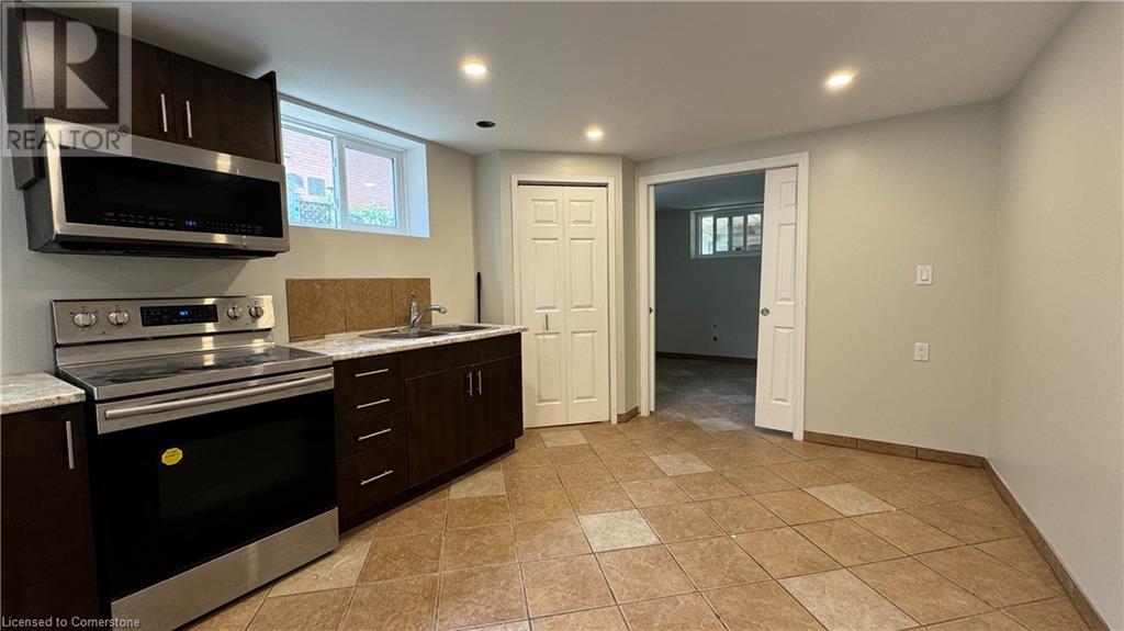 406 Erb Street W Unit# 2, Waterloo, Ontario  N2L 1W8 - Photo 5 - 40728684