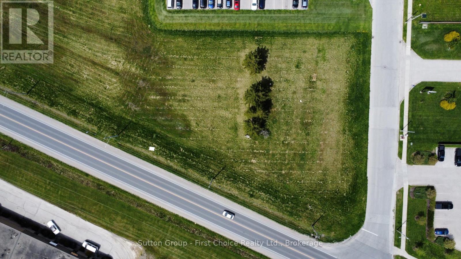 360 Home Street, Stratford, Ontario  N5A 2A5 - Photo 8 - X12149074