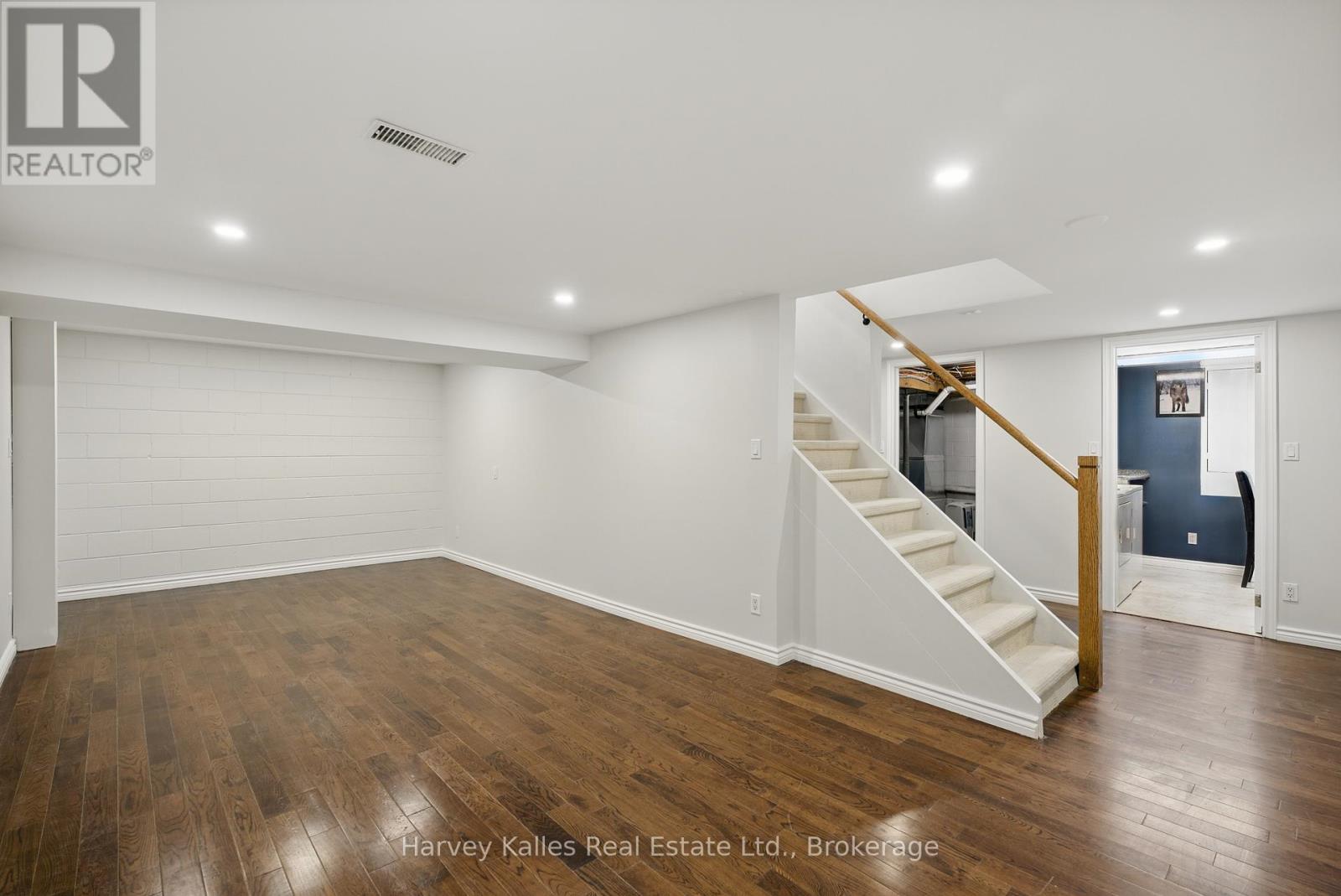 21 Todholm Drive, Muskoka Lakes, Ontario  P0B 1J0 - Photo 37 - X12149516