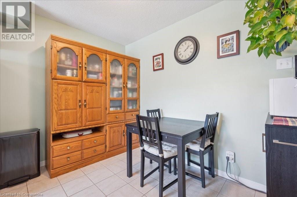211 Veronica Drive Unit# 29, Kitchener, Ontario  N2A 2R8 - Photo 6 - 40729008