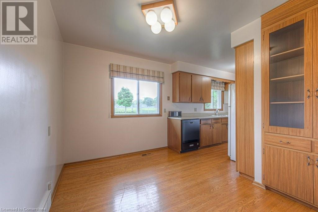 254 Village Road, Kitchener, Ontario  N2M 4L4 - Photo 13 - 40727959