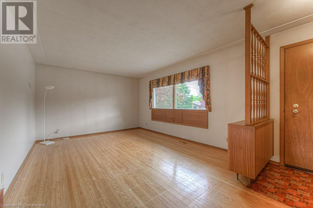 254 Village Road, Kitchener, Ontario  N2M 4L4 - Photo 5 - 40727959