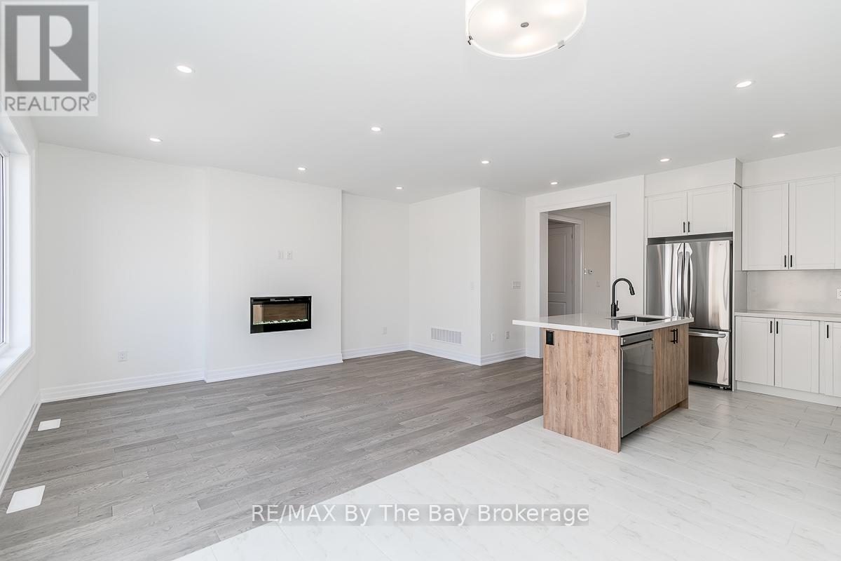 3 Rosanne Circle, Wasaga Beach, Ontario  L9Z 0N4 - Photo 15 - S12149653