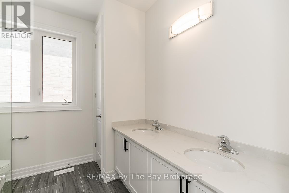 3 Rosanne Circle, Wasaga Beach, Ontario  L9Z 0N4 - Photo 22 - S12149653