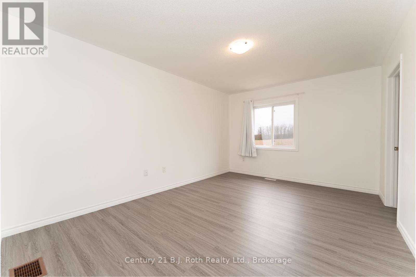 199 Diana Drive, Orillia, Ontario  L3V 8J8 - Photo 13 - S12149725