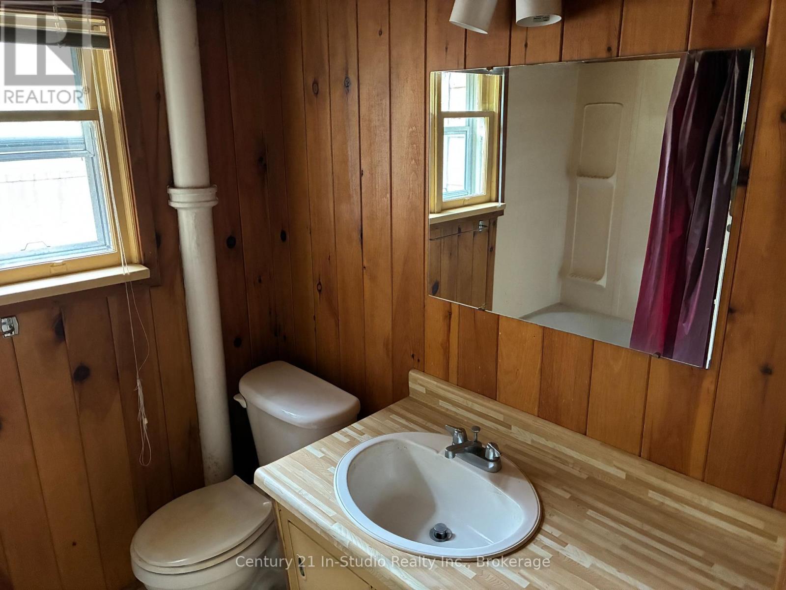 897 Mcdonald Avenue, Kincardine, Ontario  N2Z 1A5 - Photo 12 - X12149734