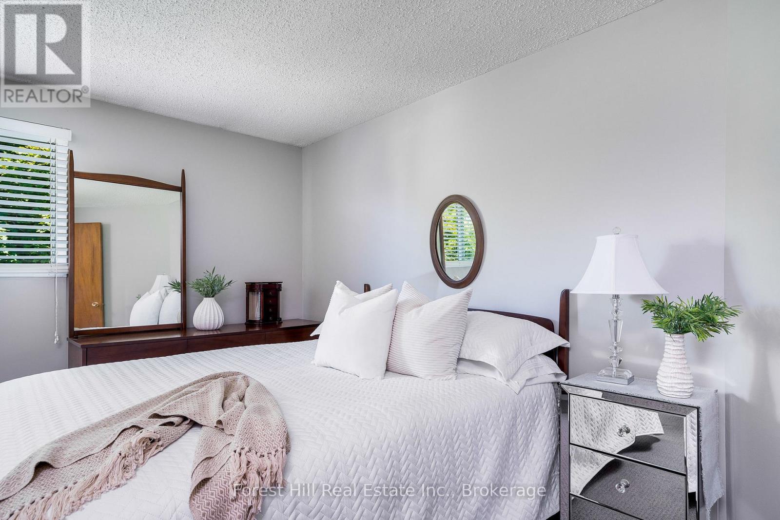 10 Leslie Drive, Collingwood, Ontario  L9Y 4P2 - Photo 17 - S12149758