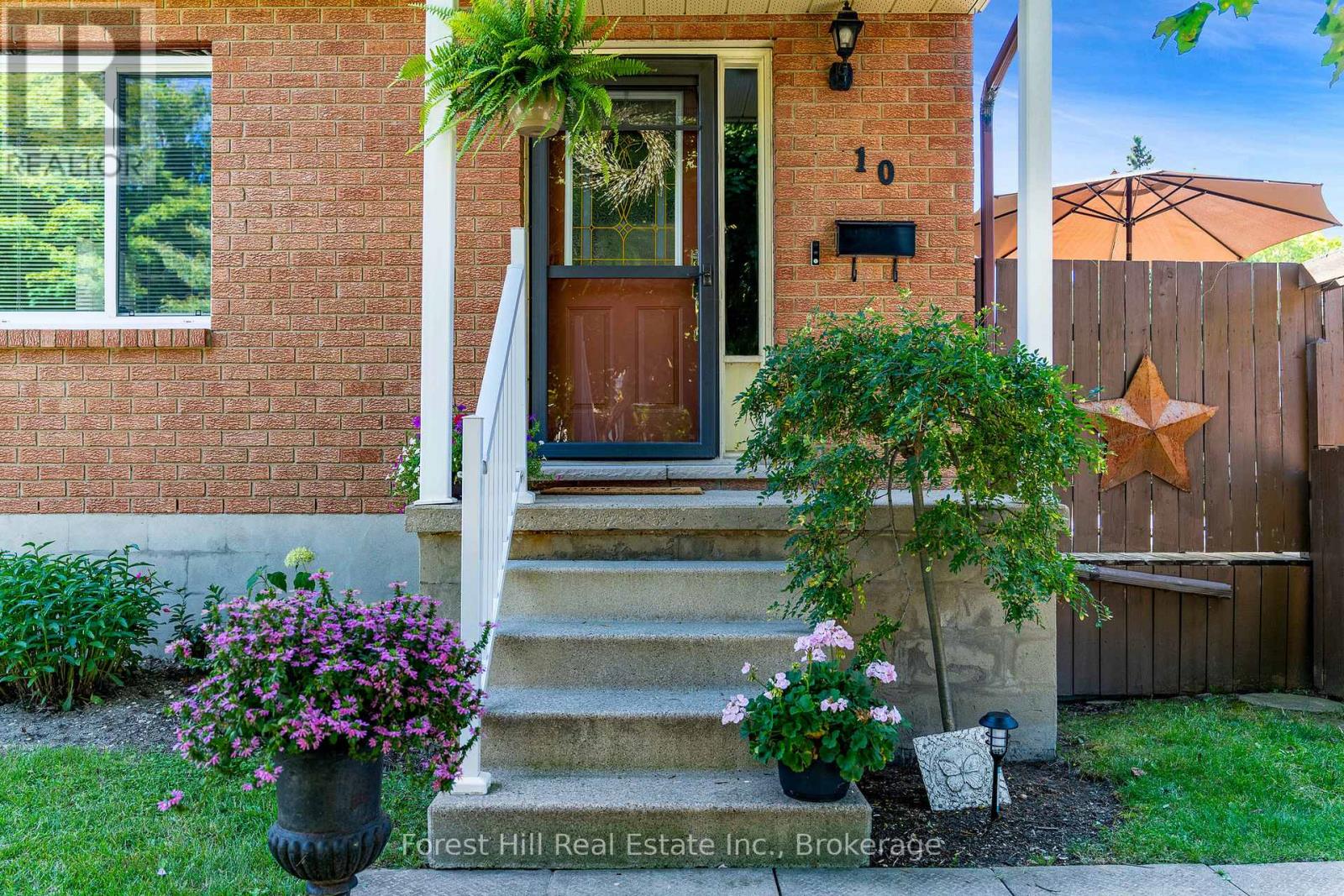 10 Leslie Drive, Collingwood, Ontario  L9Y 4P2 - Photo 3 - S12149758