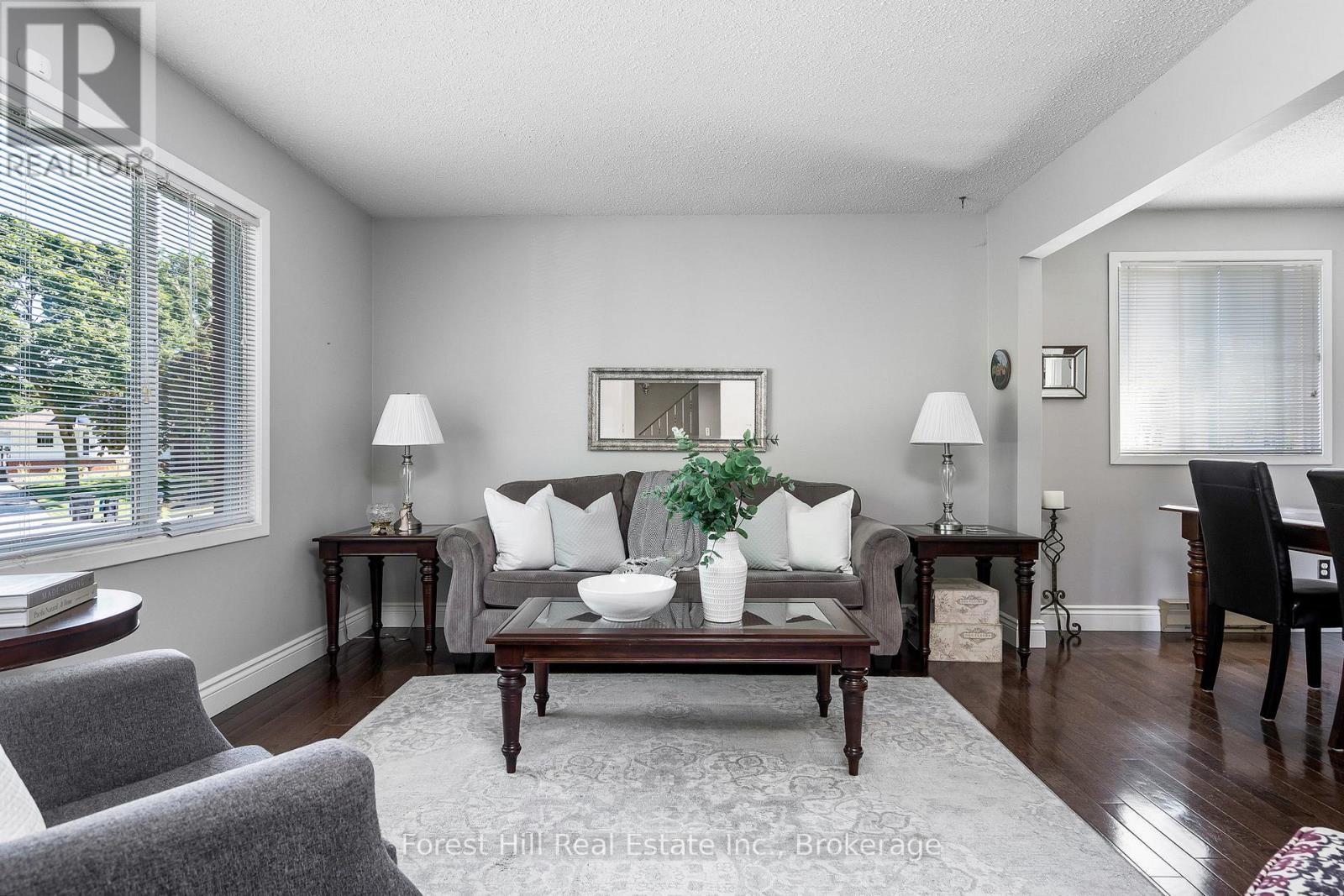 10 Leslie Drive, Collingwood, Ontario  L9Y 4P2 - Photo 5 - S12149758