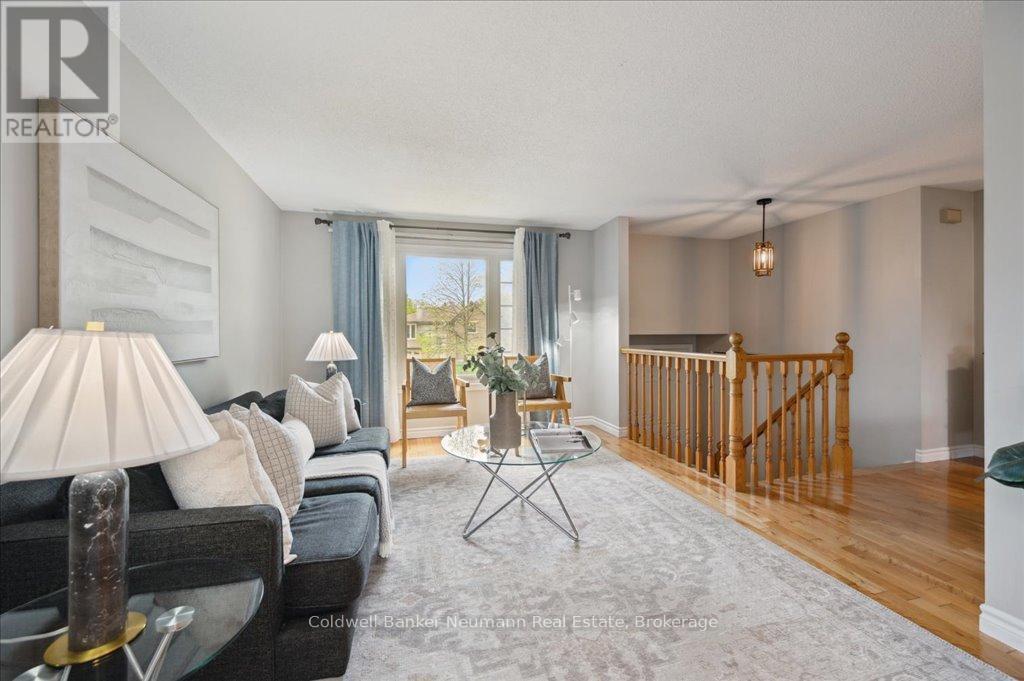 102 Barnicke Drive, Cambridge, Ontario  N3C 3M4 - Photo 6 - X12149831