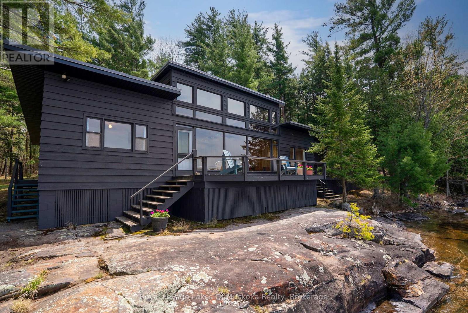 2 R 8 North Bohemia Island, Muskoka Lakes, Ontario  P0B 1P0 - Photo 3 - X12149991