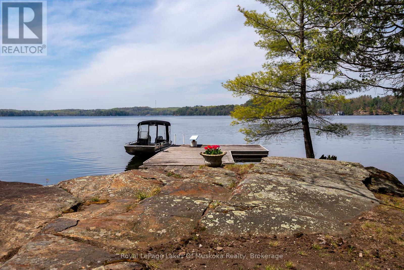 2 R 8 North Bohemia Island, Muskoka Lakes, Ontario  P0B 1P0 - Photo 40 - X12149991