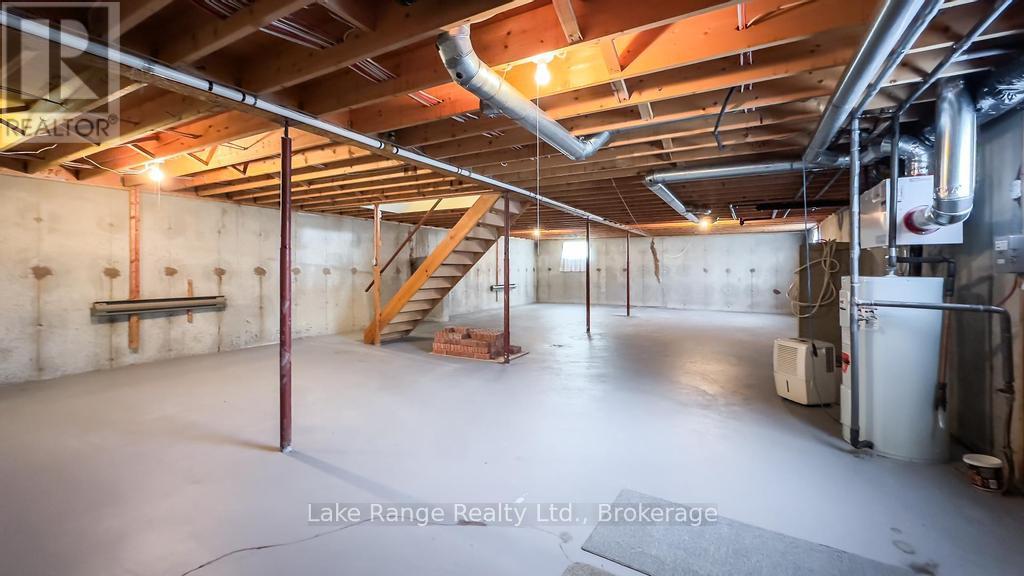 486 Havelock Street, Huron-Kinloss, Ontario  N0G 2H0 - Photo 12 - X12150022