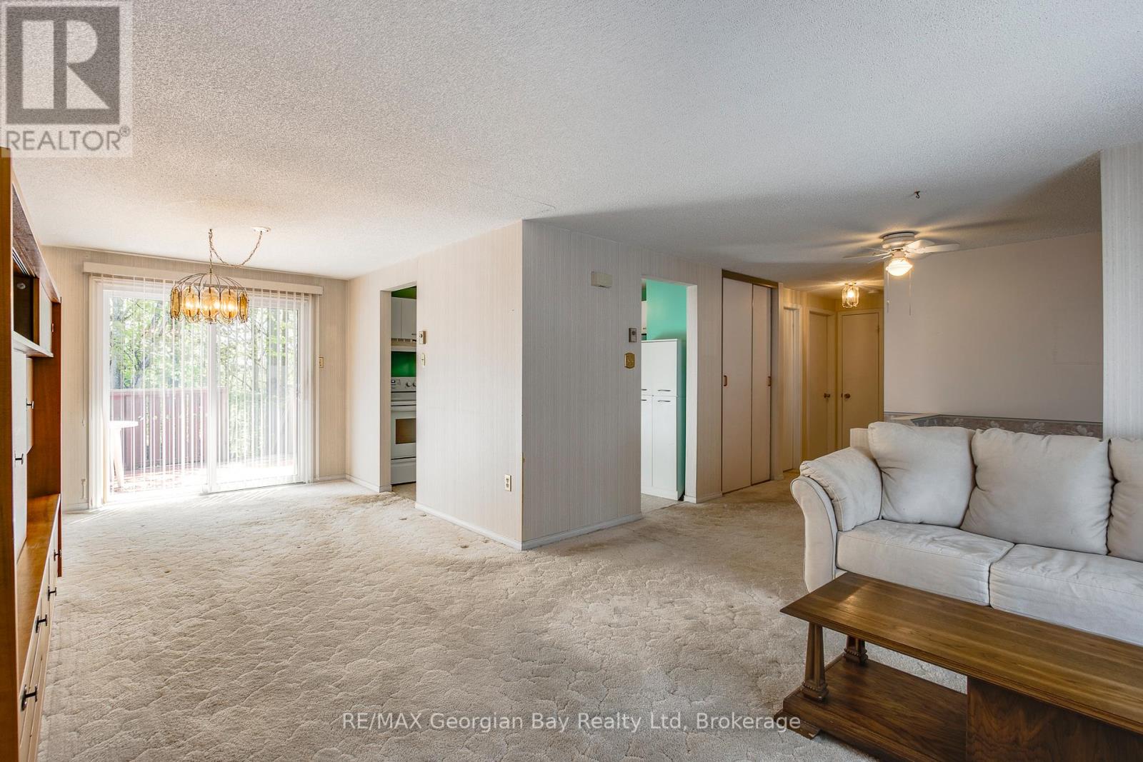 828 Birchwood Drive, Midland, Ontario  L4R 4Y2 - Photo 11 - S12150236