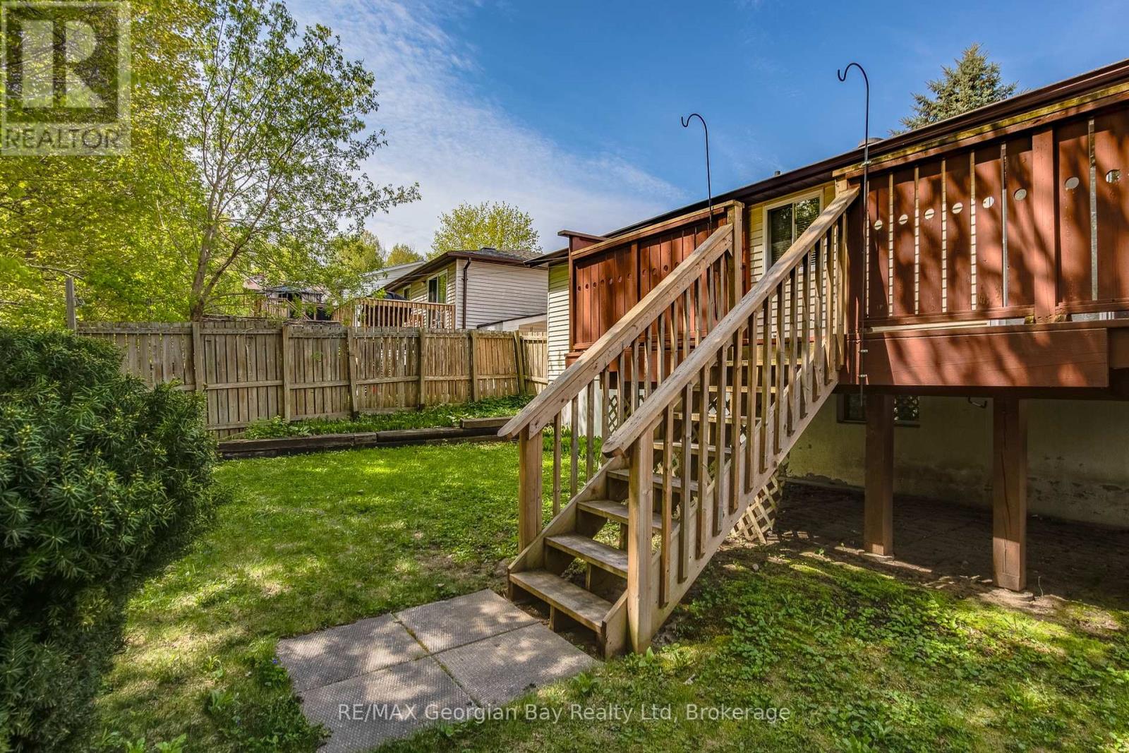828 Birchwood Drive, Midland, Ontario  L4R 4Y2 - Photo 6 - S12150236