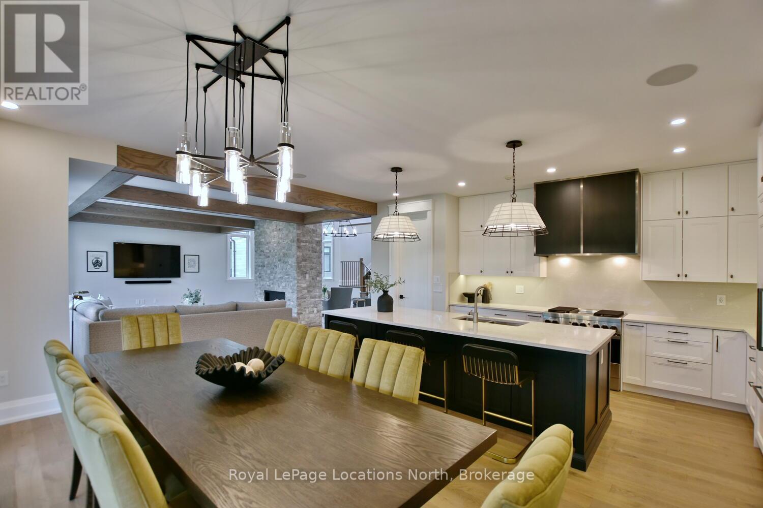 166 Springside Crescent, Blue Mountains, Ontario  L9Y 5L3 - Photo 15 - X12150363