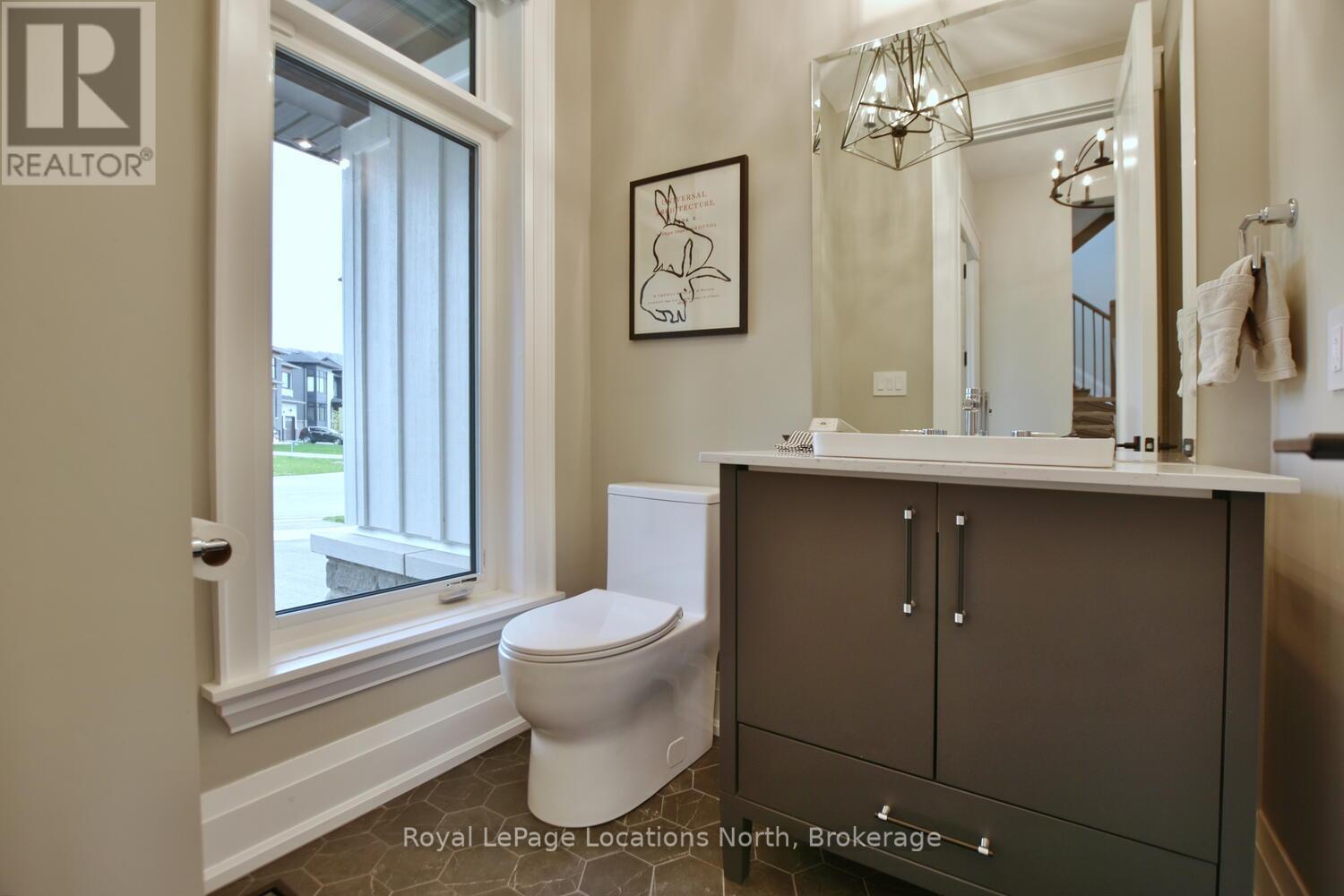 166 Springside Crescent, Blue Mountains, Ontario  L9Y 5L3 - Photo 18 - X12150363