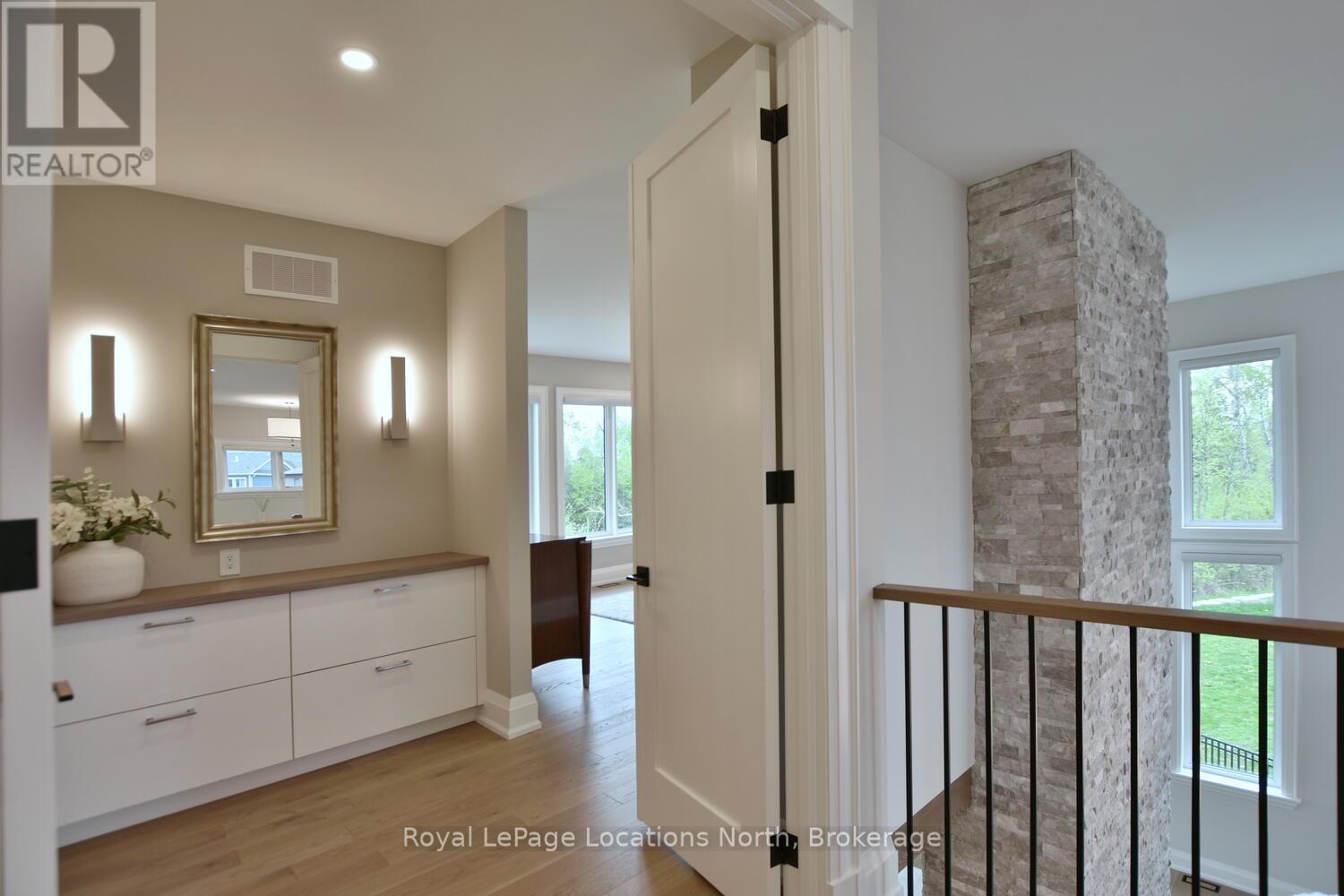 166 Springside Crescent, Blue Mountains, Ontario  L9Y 5L3 - Photo 19 - X12150363