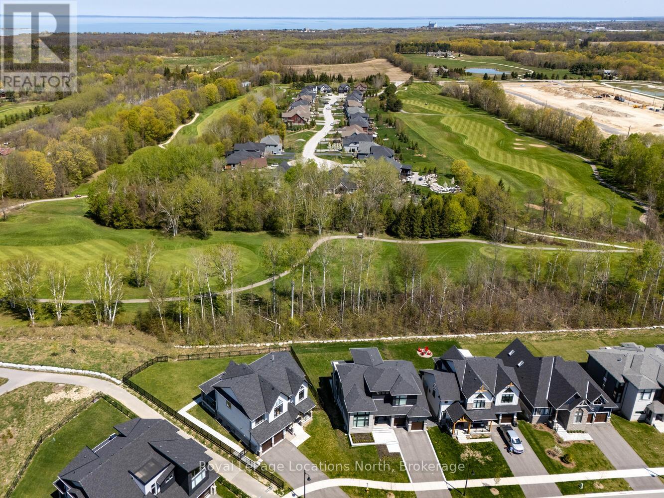 166 Springside Crescent, Blue Mountains, Ontario  L9Y 5L3 - Photo 46 - X12150363