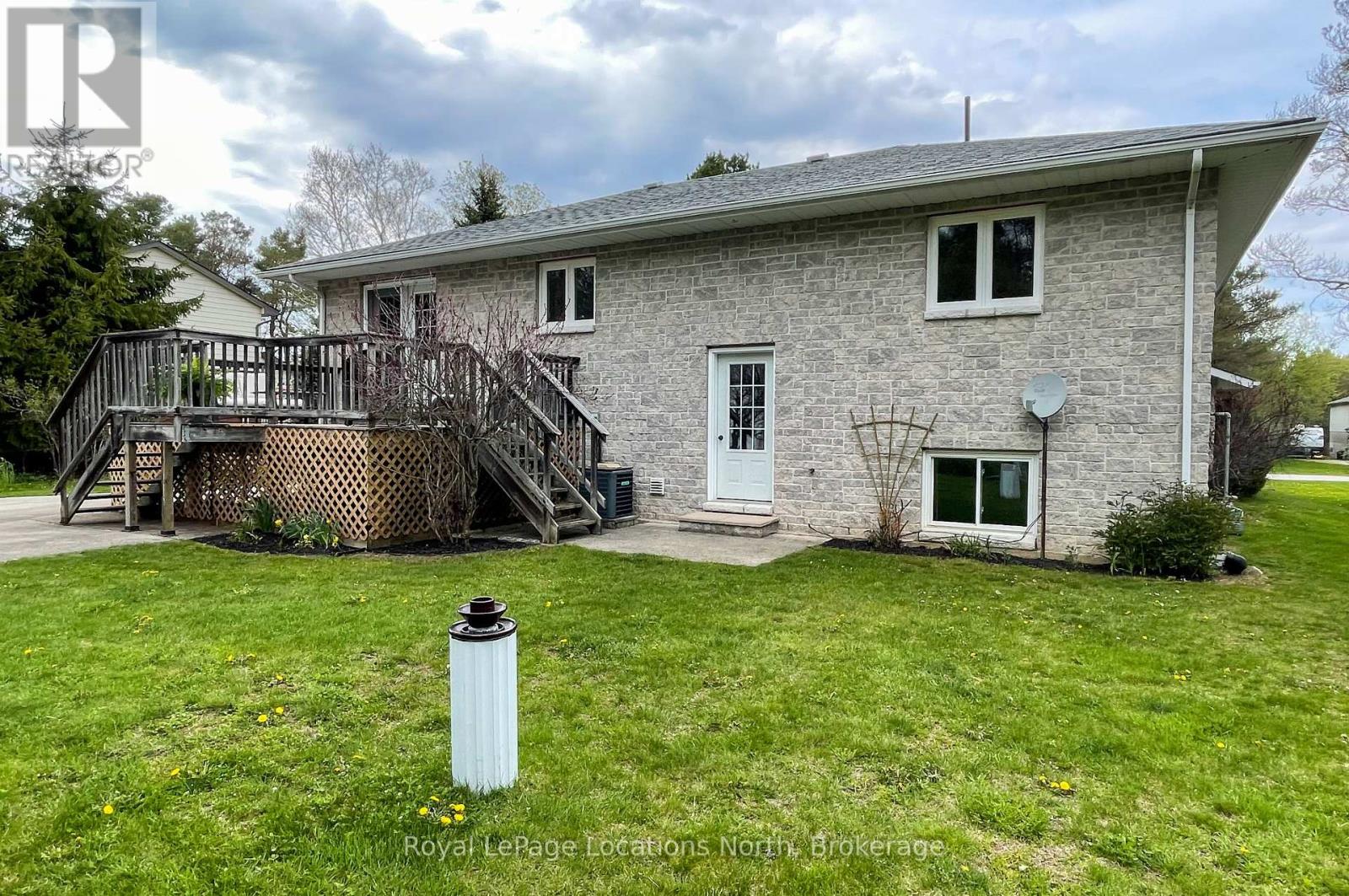 30 Pine Tree Drive, South Bruce Peninsula, Ontario  N0H 1P0 - Photo 12 - X12150422