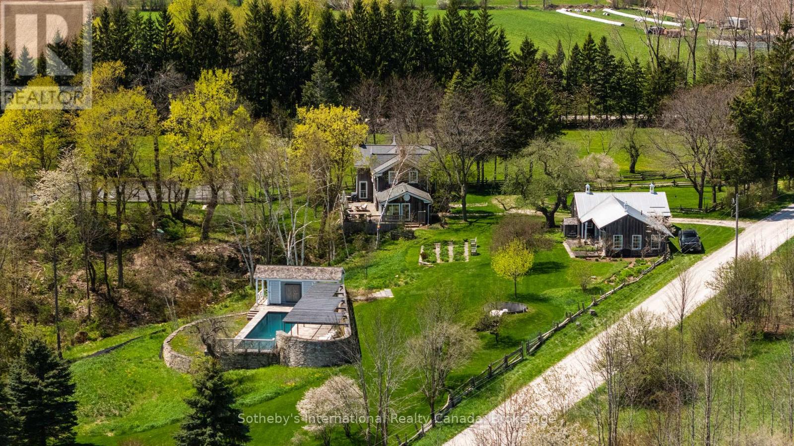 47014 OLD MAIL ROAD, Grey Highlands, Ontario