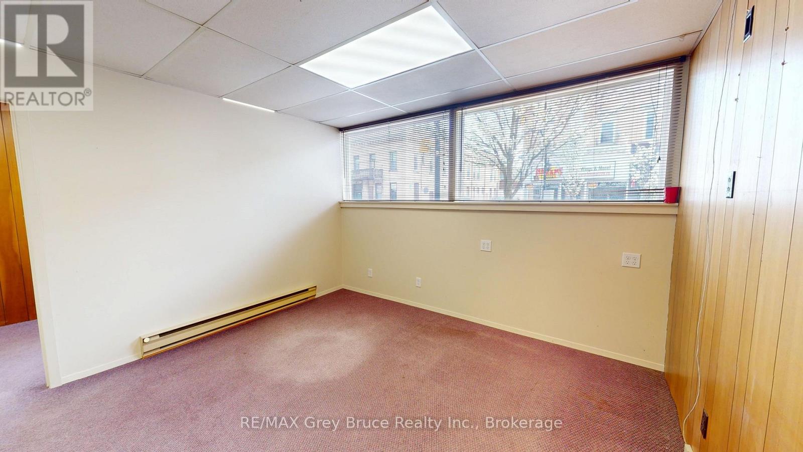 62 1st Avenue S, Arran-Elderslie, Ontario  N0G 1L0 - Photo 3 - X12150442