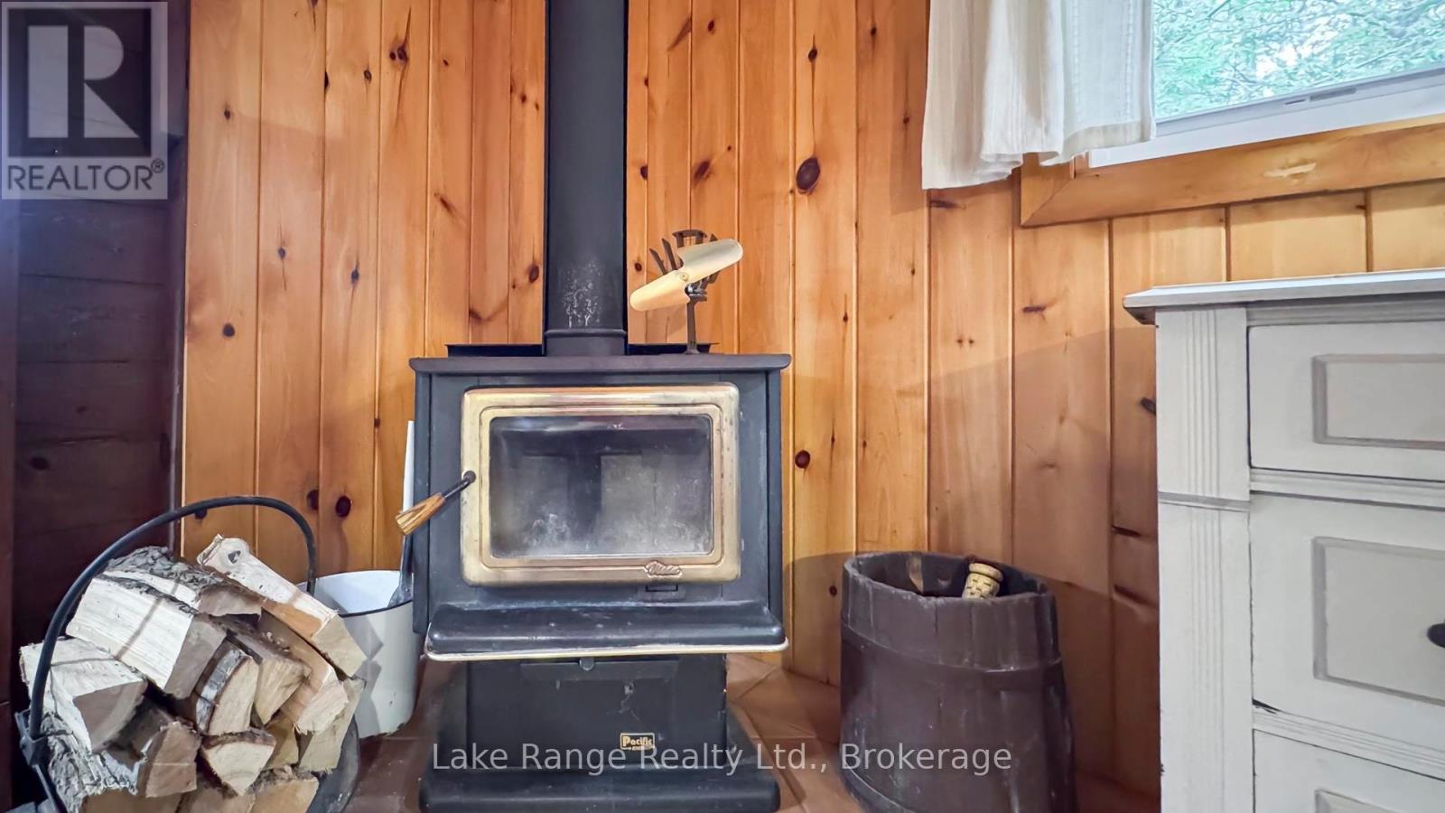133 Bruce Beach Road, Huron-Kinloss, Ontario  N2Z 2X3 - Photo 31 - X12150448