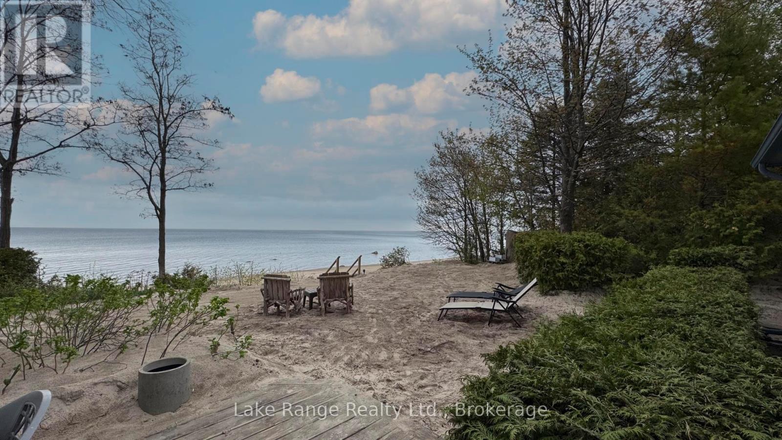 133 Bruce Beach Road, Huron-Kinloss, Ontario  N2Z 2X3 - Photo 8 - X12150448